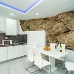 Hidden Gem Apartment Molunat