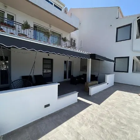 Apartment Hidden Gem Molunat