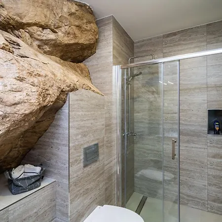 Apartment Hidden Gem