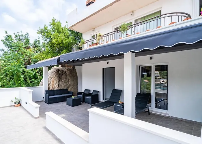 Hidden Gem Appartement Molunat